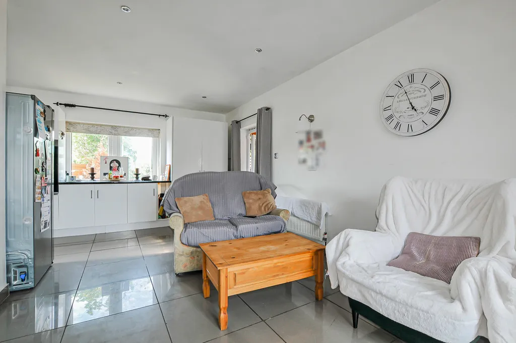 Stapenhill Road, Wembley, HA0, photo 44