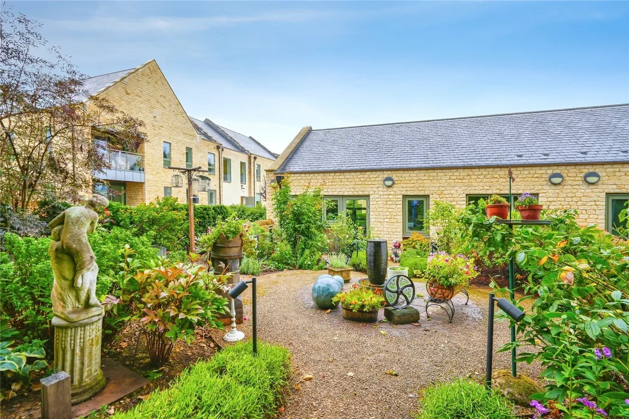 Beechwood Park, Stow on the Wold, GL54, photo 10