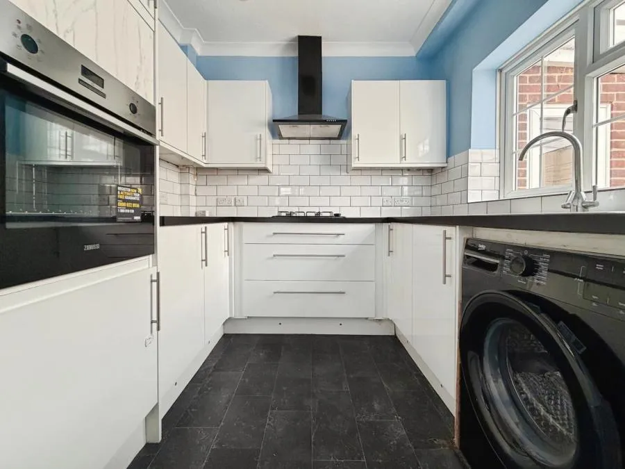 Church End Lane, Tilehurst, RG30, photo 6