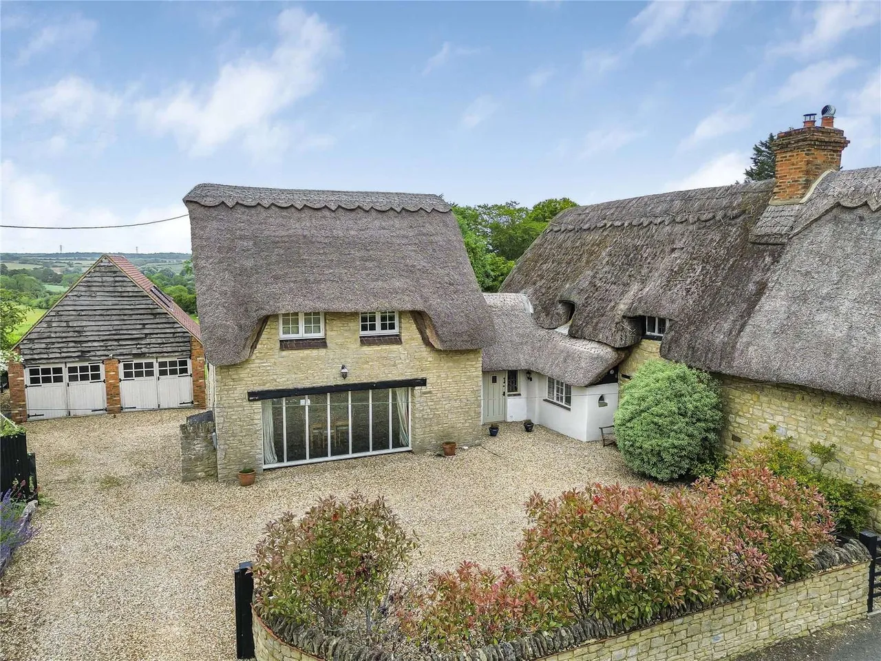 Lillingstone Road, Akeley, MK18, photo 18