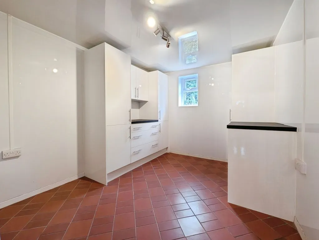 Newcastle Upon Tyne NE5 2HJ, NE5, photo 6