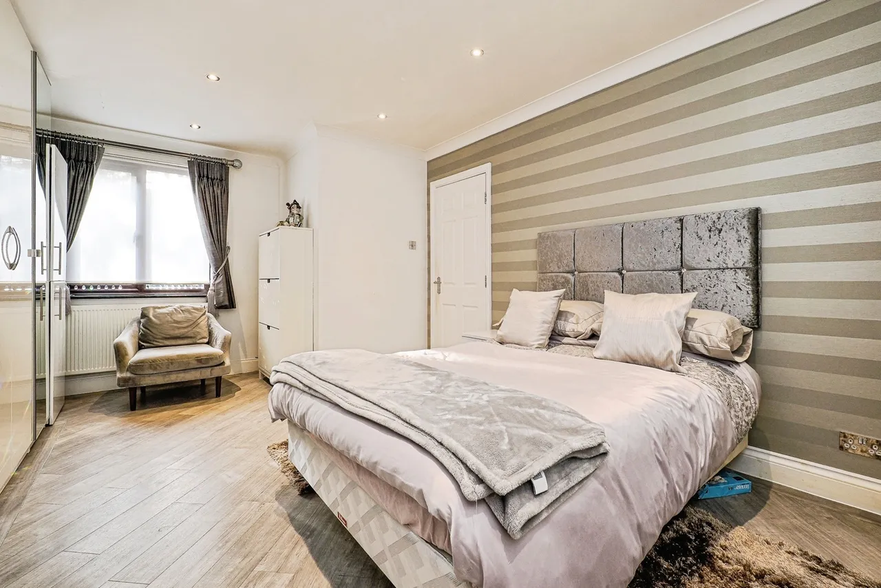 Ridgemont Place, Parkstone Avenue, Hornchurch, Essex, RM11, photo 20