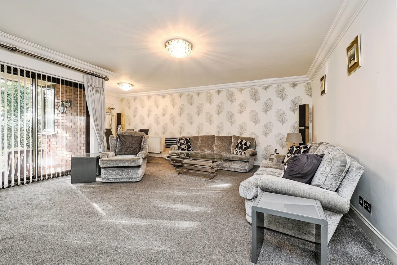 Ridgemont Place, Parkstone Avenue, Hornchurch, Essex, RM11, photo 6