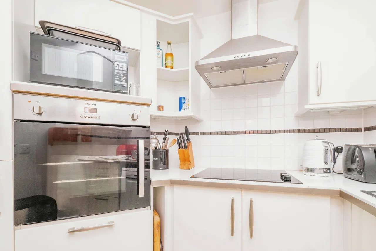 St Margarets Way, Midhurst, GU29, photo 8