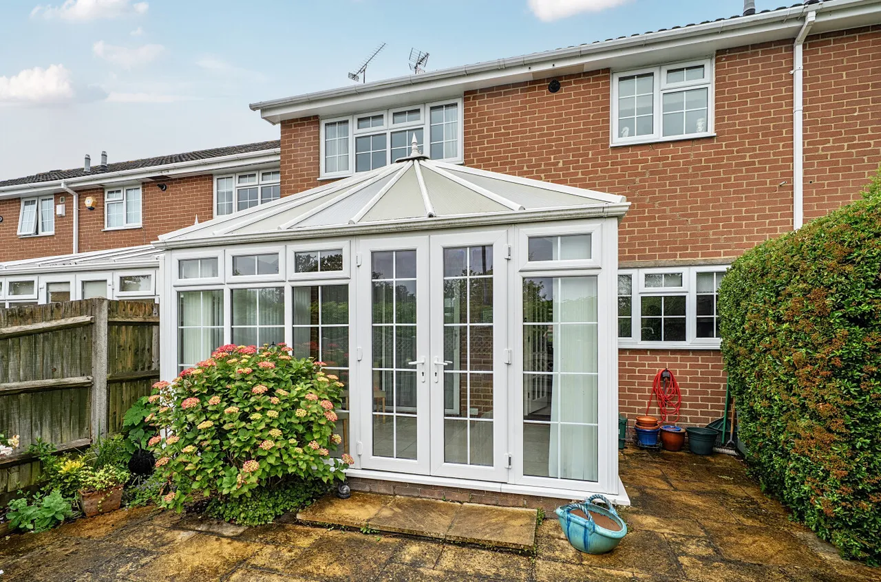 Glebe Court, Fleet, GU51, photo 12