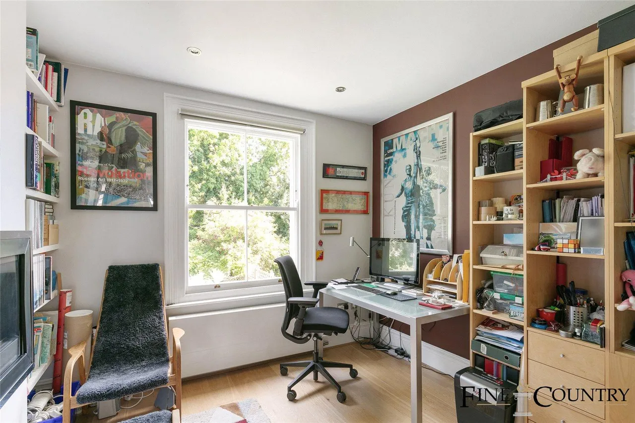 Fordwych Road, London, photo 19