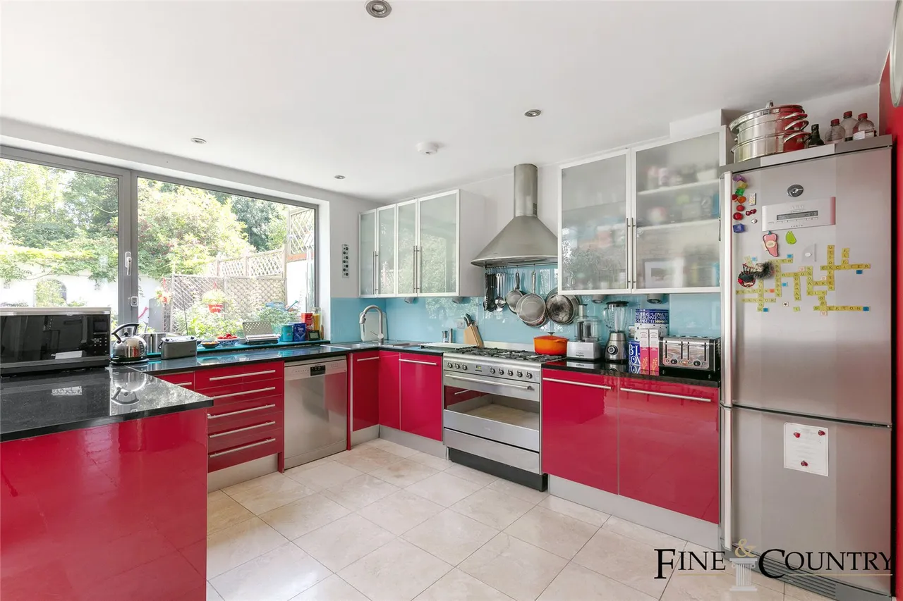 Fordwych Road, London, photo 9