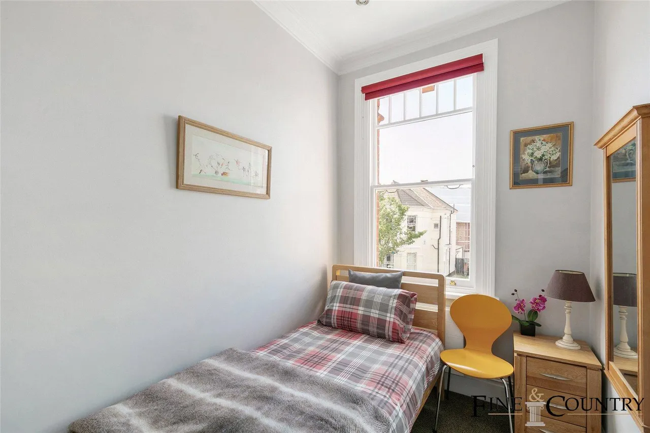 Fordwych Road, London, photo 20