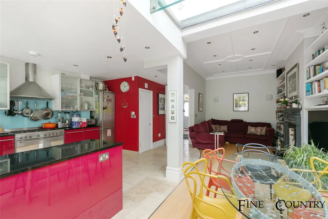 Fordwych Road, London, photo 11