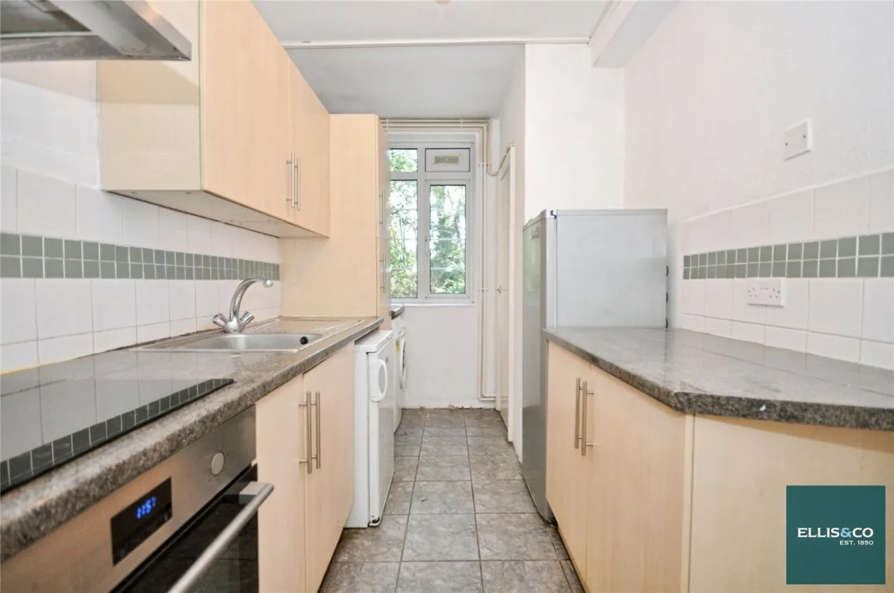Waverley Grove, Finchley, N3, photo 2