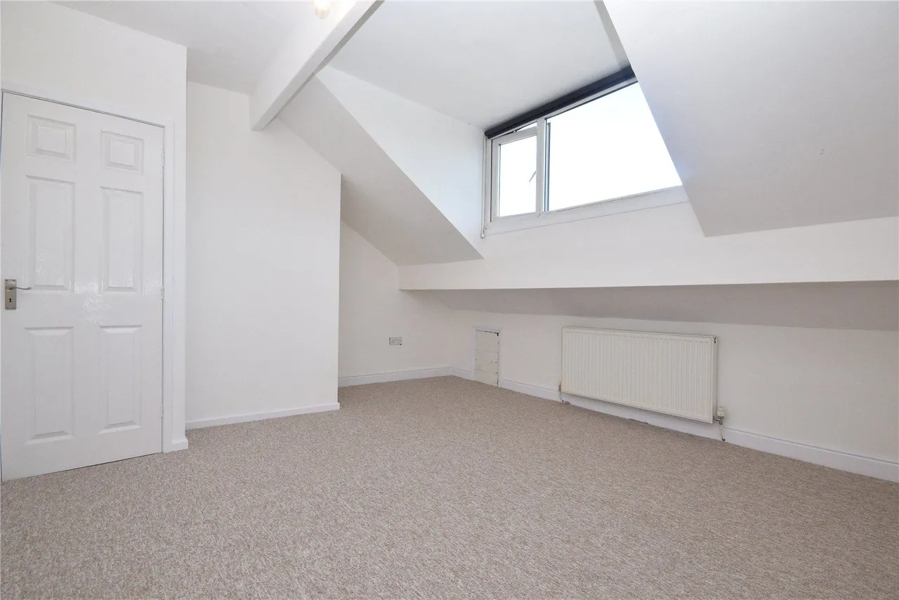 Fountain Street, Morley, LS27, photo 7