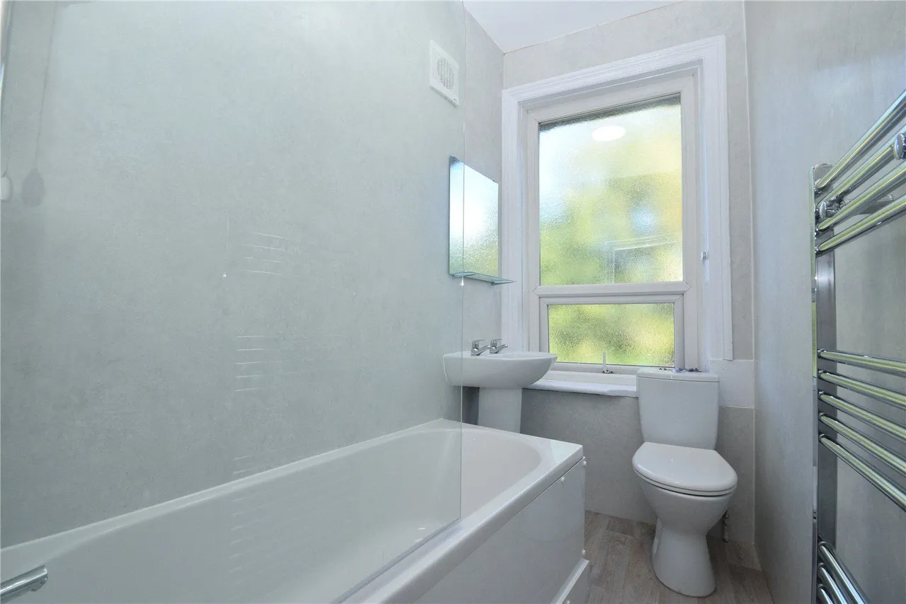Fountain Street, Morley, LS27, photo 8