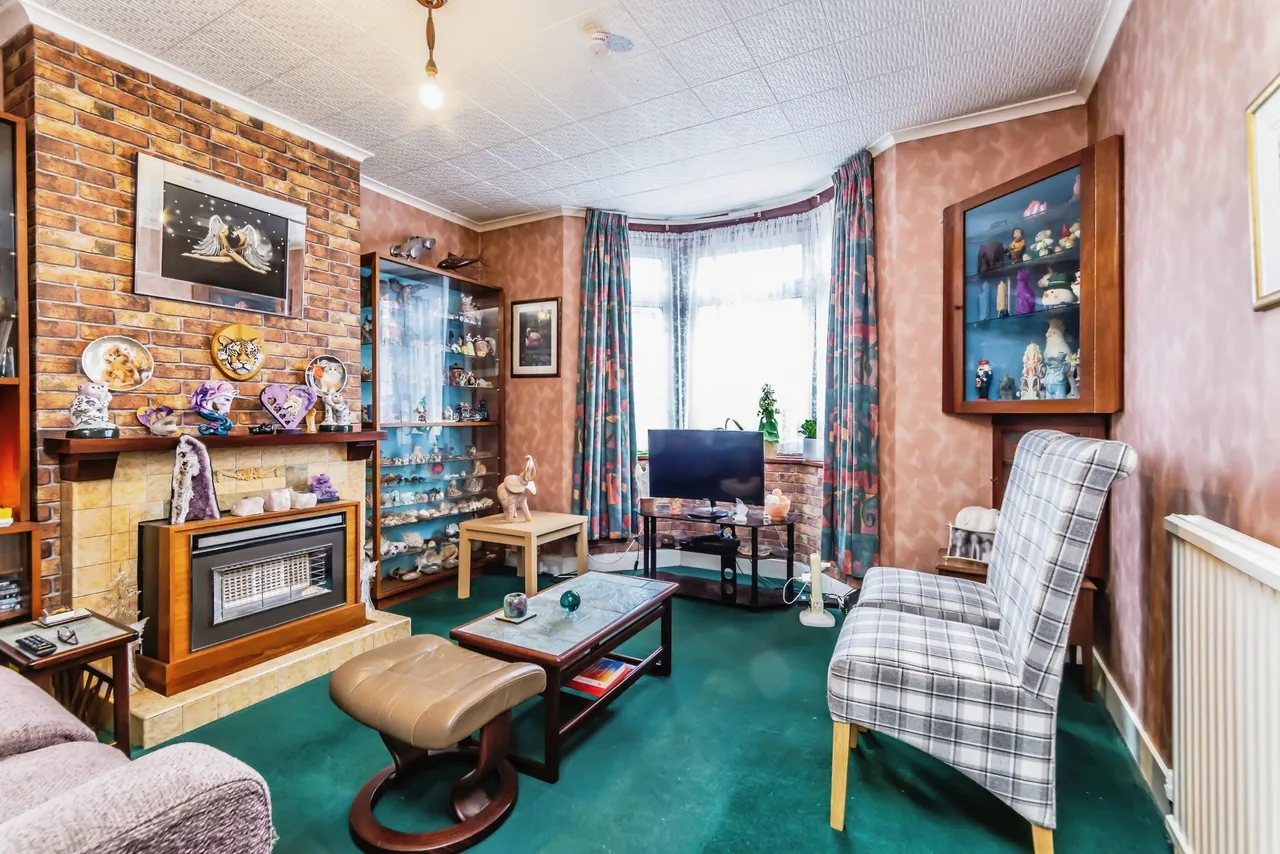 Addison Road, Caterham, Surrey, CR3, photo 13