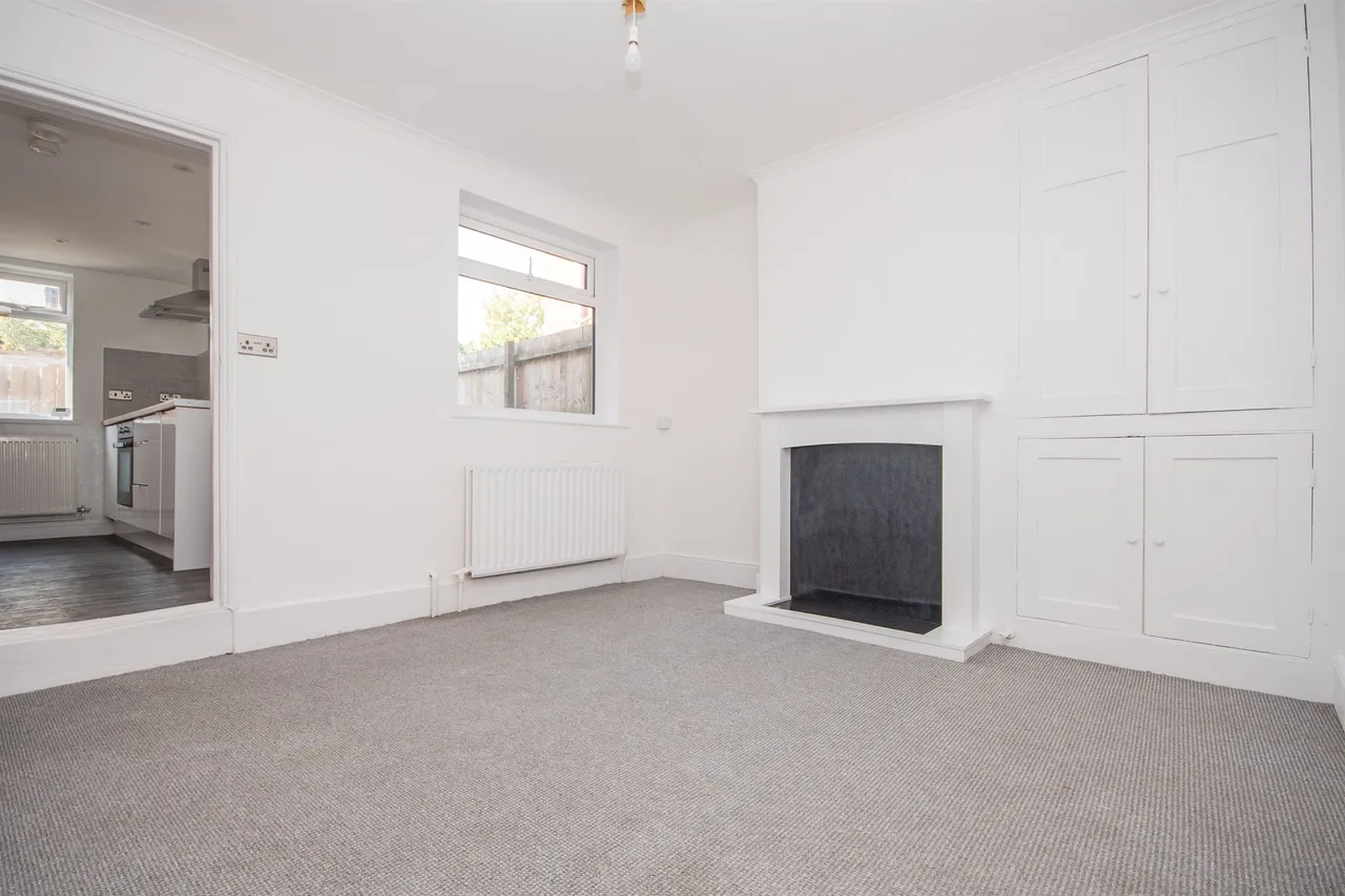 Station Road, Kettering, NN14, photo 5