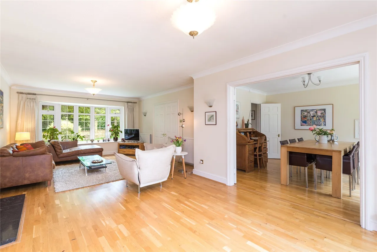 Old Avenue, West Byfleet, Surrey, KT14, photo 5