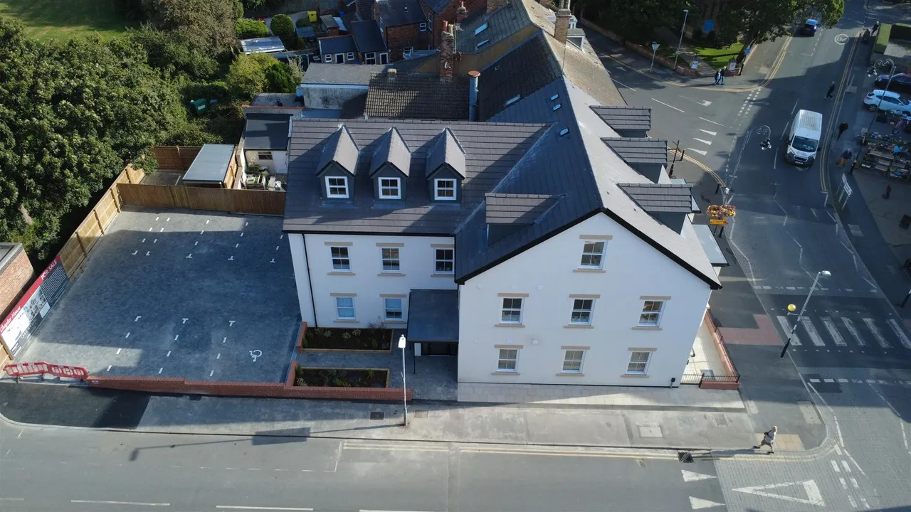 Cinema Street, Hornsea, photo 6