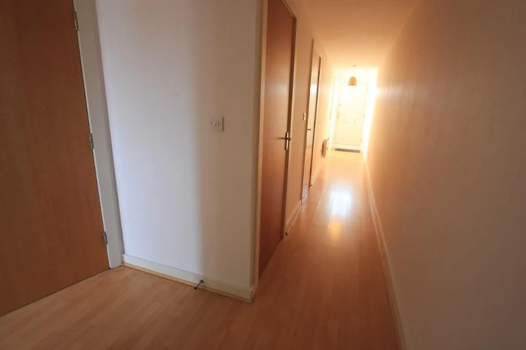 Waterloo Road, Stalybridge, SK15, photo 4