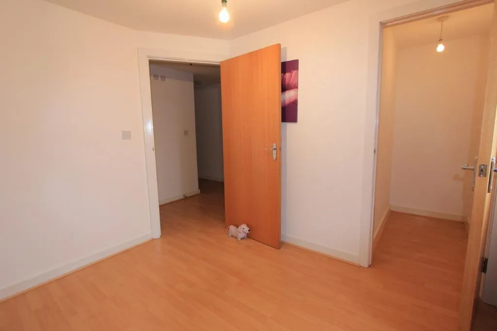 Waterloo Road, Stalybridge, SK15, photo 9