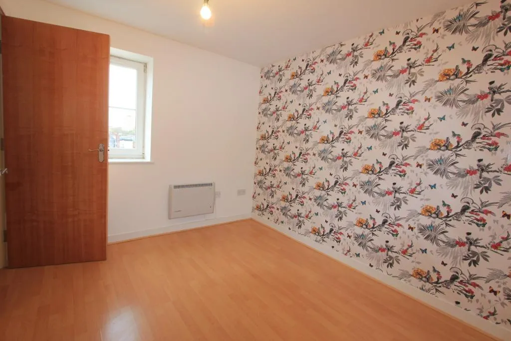 Waterloo Road, Stalybridge, SK15, photo 8