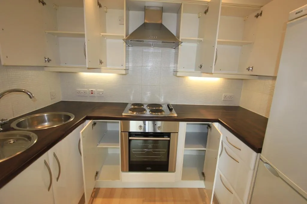 Waterloo Road, Stalybridge, SK15, photo 7