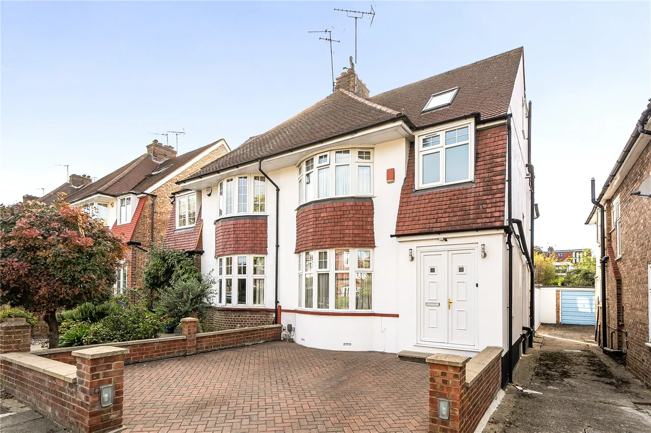 4 bed house for sale, Claremont Road, Ealing, W13