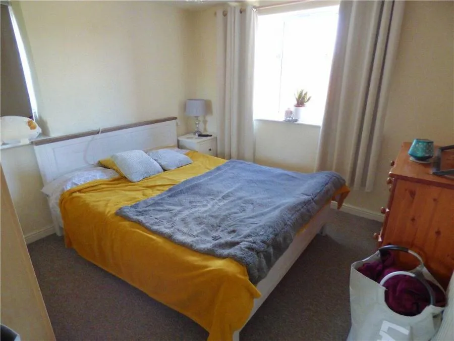 Fallow Crescent, Hedge End, SO30, photo 5