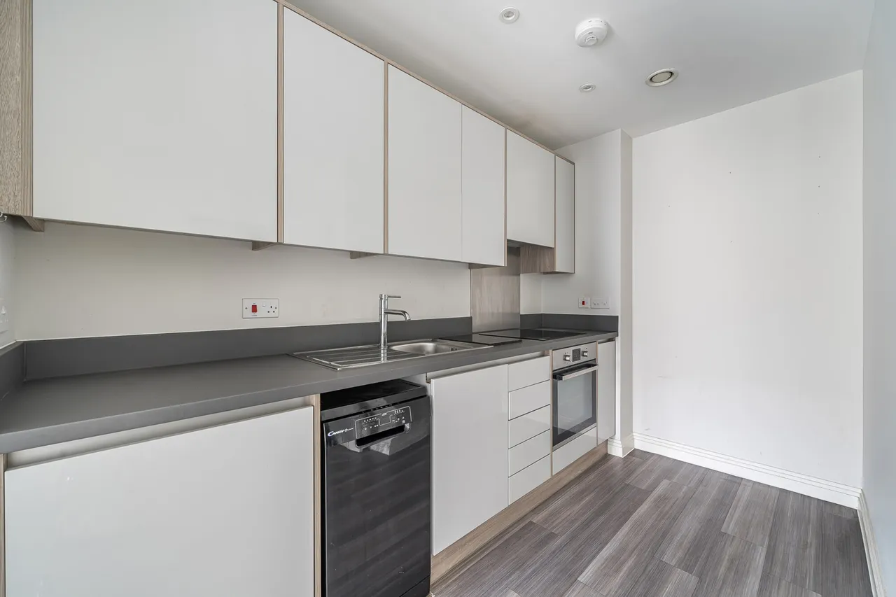 Harefield Road, Uxbridge, UB8, photo 3