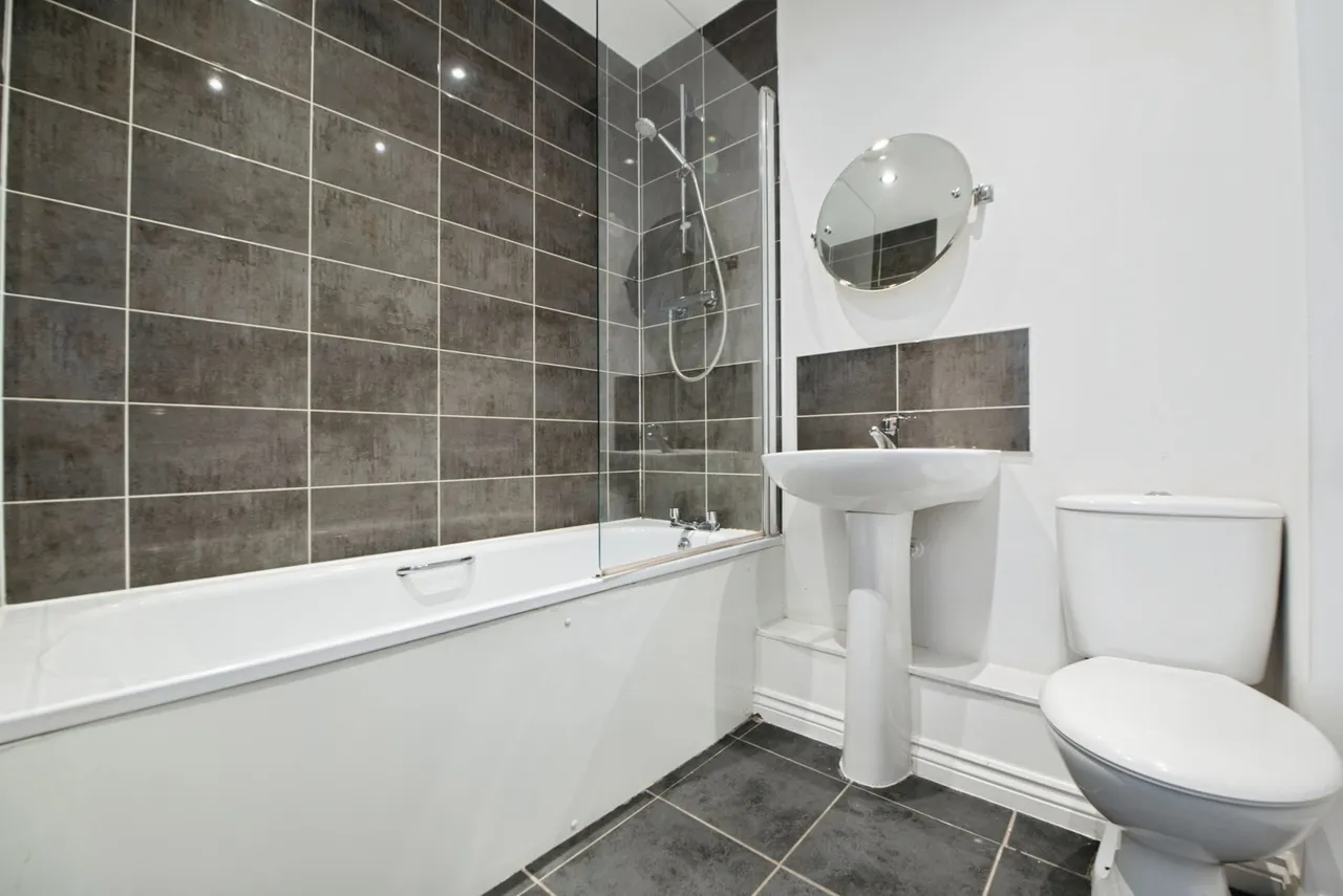 Blanchard Avenue, Gosport, PO13, photo 8
