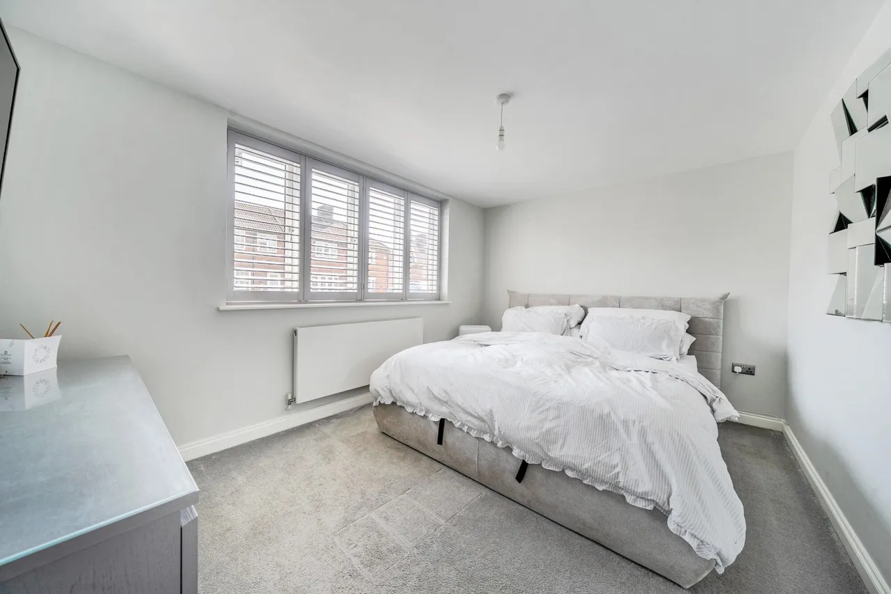 Framlingham Crescent, SE9, photo 6