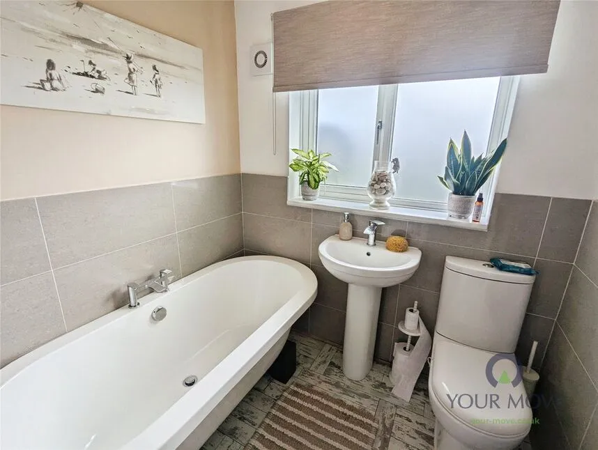Longhill Rise, Kirkby-in-Ashfield, Nottinghamshire, NG17, photo 7