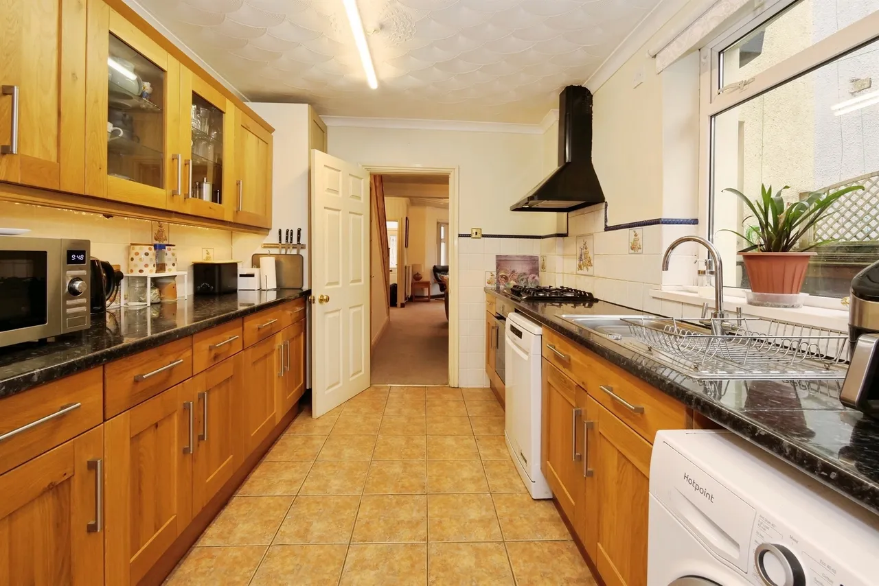 Richmond Road, Abertillery, NP13, photo 19