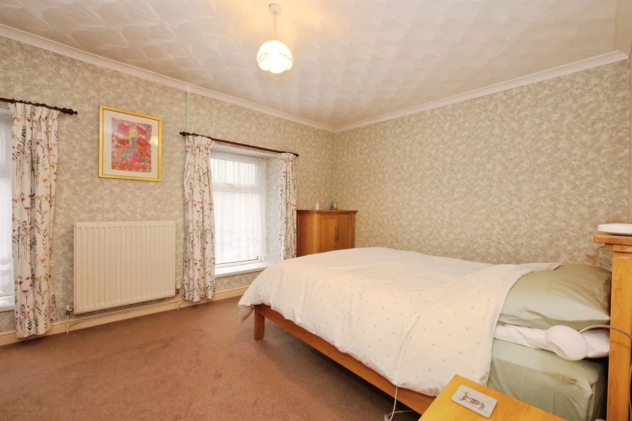 Richmond Road, Abertillery, NP13, photo 10