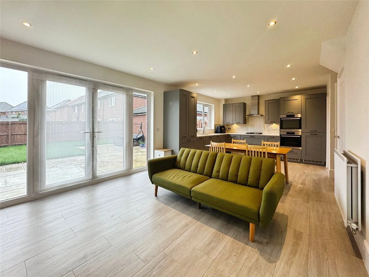 Vesta Avenue, Chester, CH4, photo 10