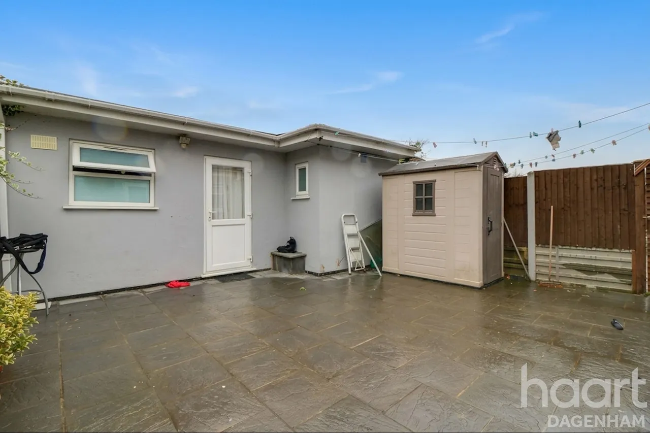 Hatfield Road, Dagenham, RM9, photo 11