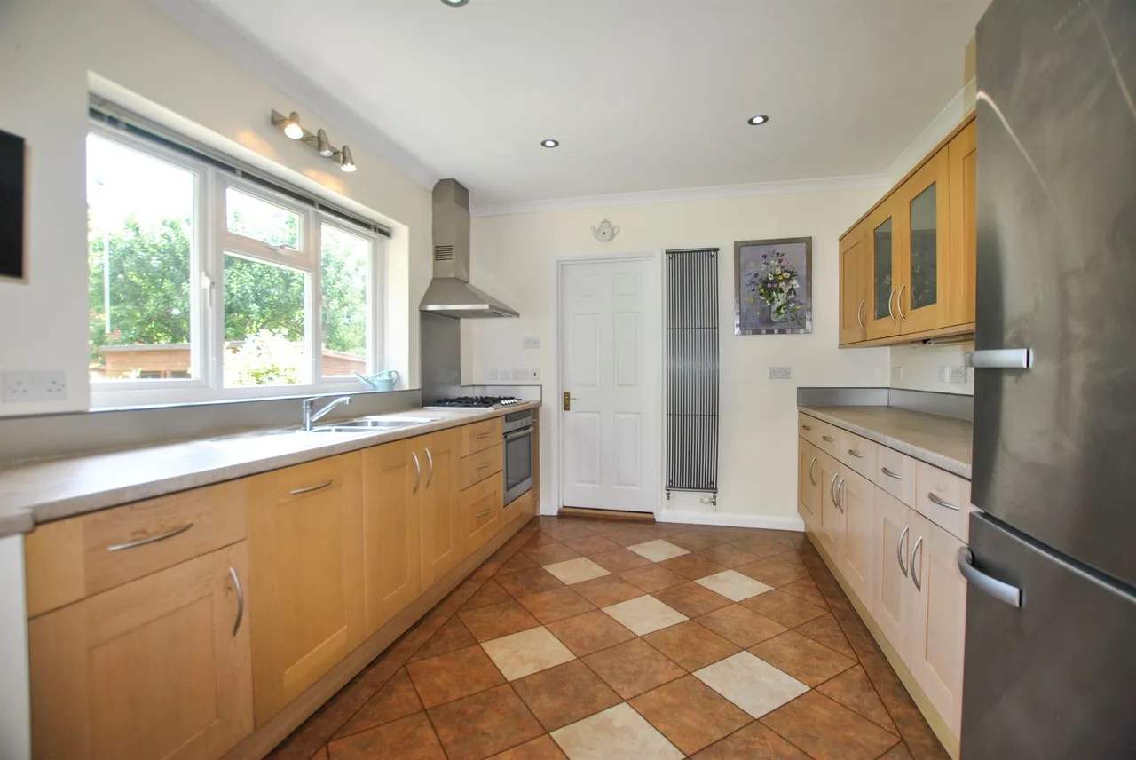 Church Lane, Brightwell-Cum-Sotwell, OX10, photo 17