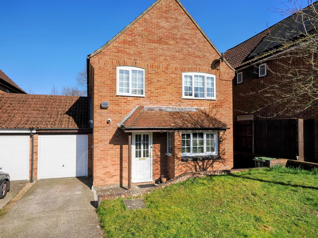 4 bed house for sale — Hampshire Close, Basingstoke, RG22