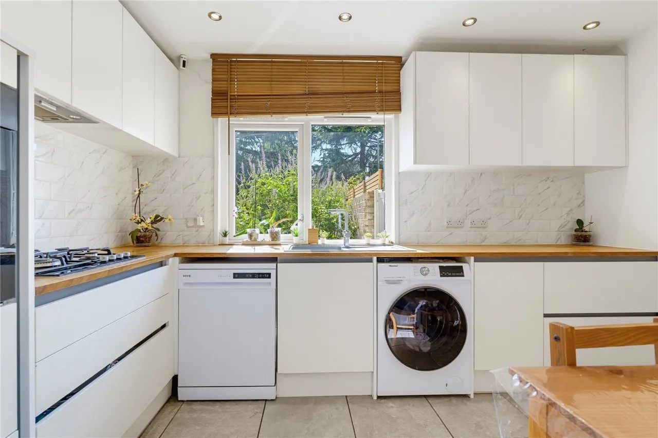Cedars Road, London, SW4, photo 4