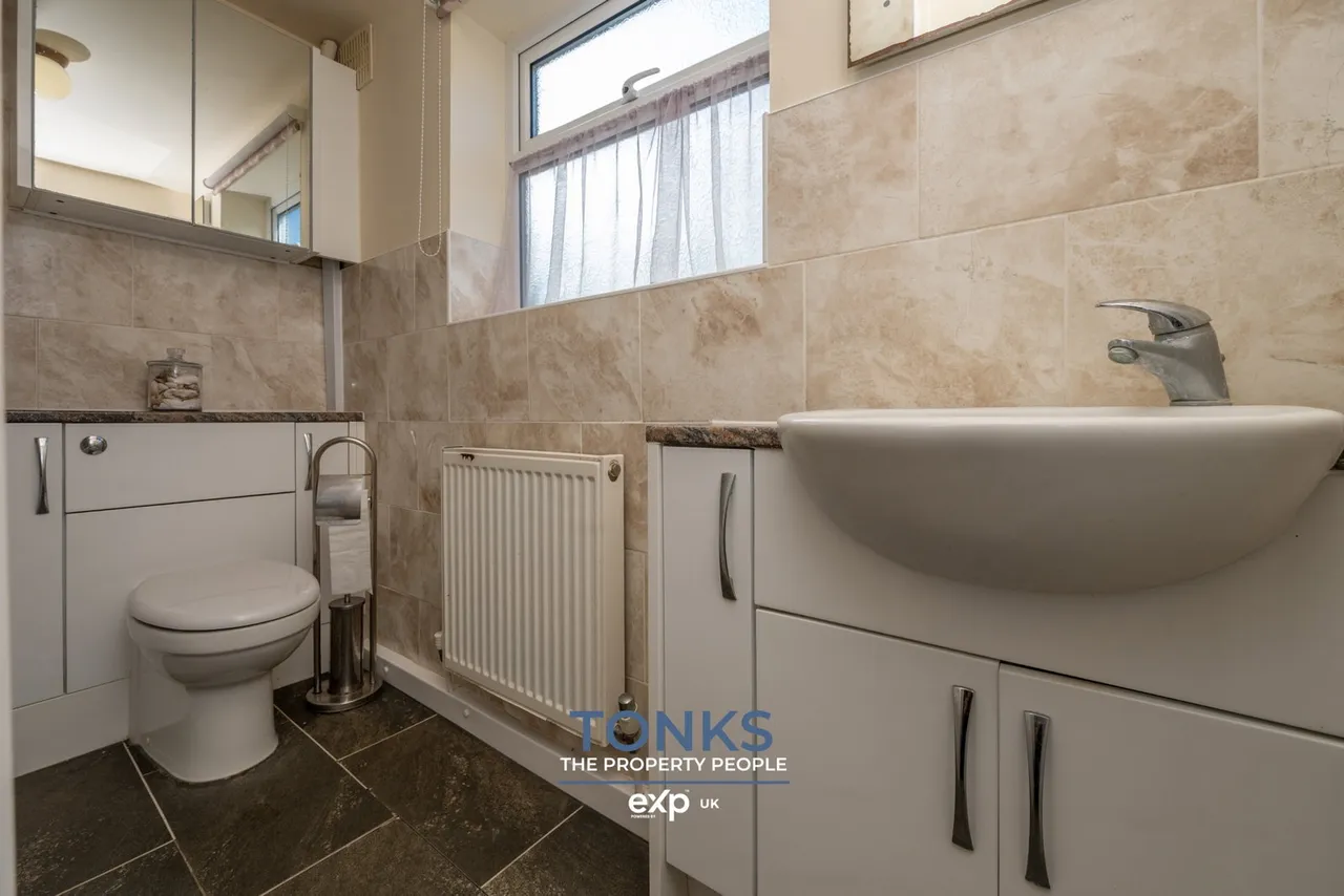 Highfield Road, Rowley Regis, B65, photo 10