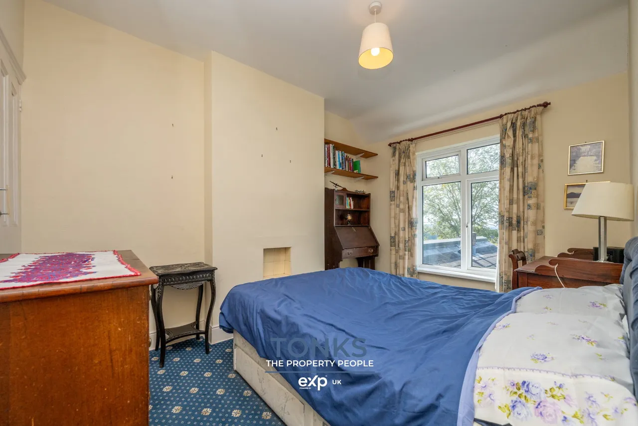 Highfield Road, Rowley Regis, B65, photo 16