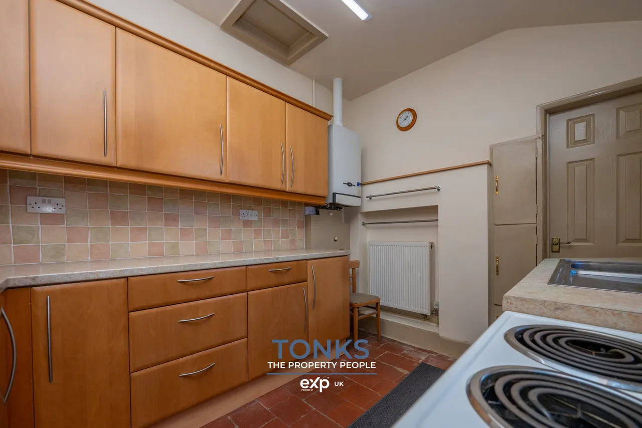 Highfield Road, Rowley Regis, B65, photo 9