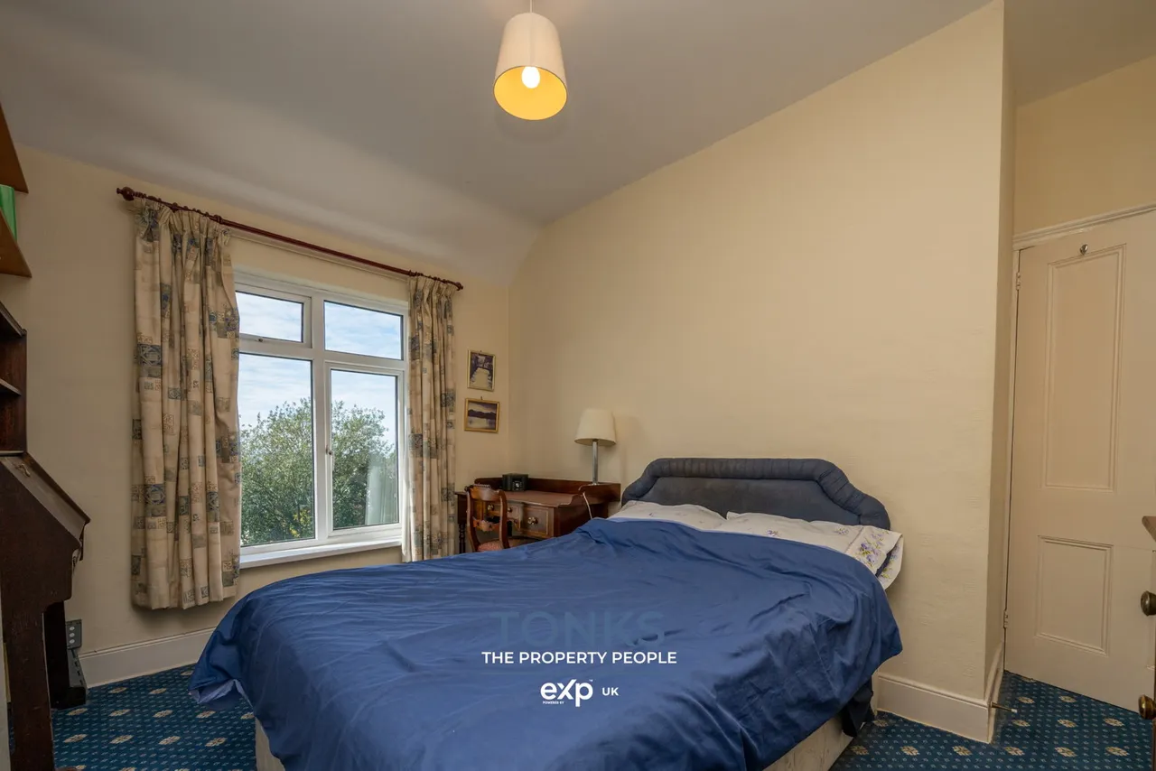 Highfield Road, Rowley Regis, B65, photo 15