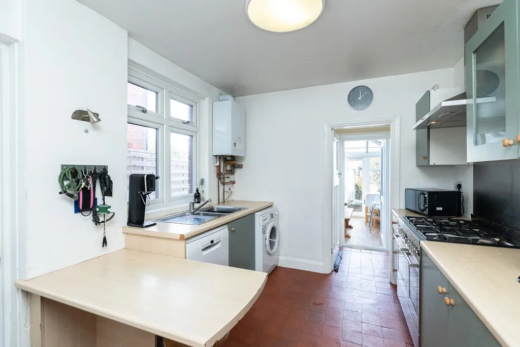 Marlborough Road, Dorking, RH4, photo 5