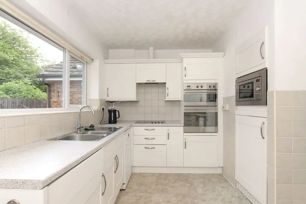 Gingers Close, Aston Clinton, Buckinghamshire, HP22 5EE, photo 13
