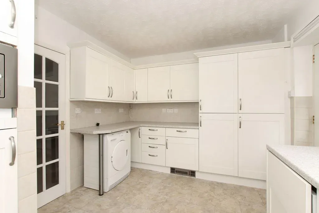 Gingers Close, Aston Clinton, Buckinghamshire, HP22 5EE, photo 15