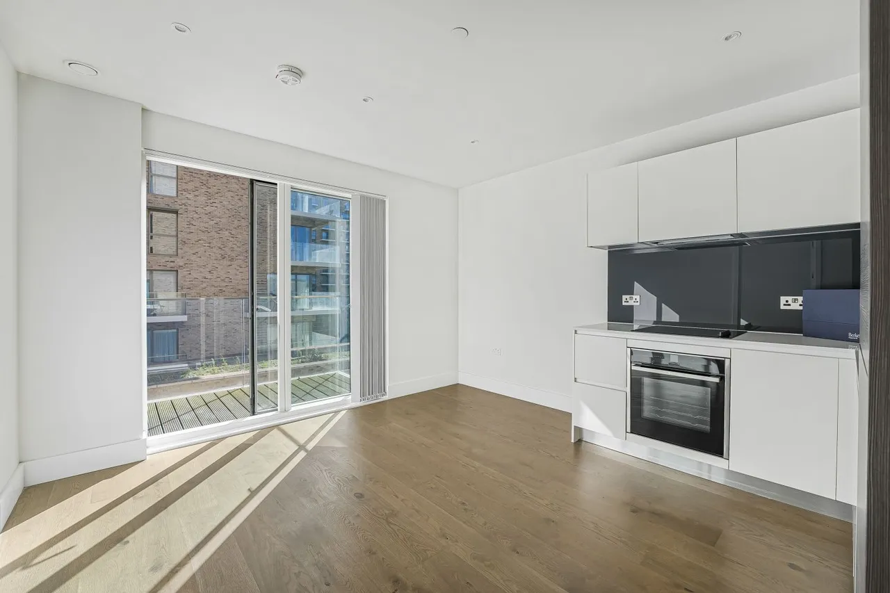 1 bed flat for sale, Cottam House Kidbrooke, SE3