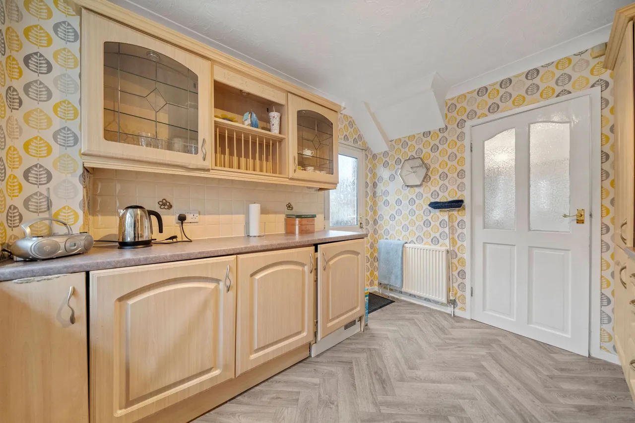 Hoylake Close, Leigh, WN7 3UG, photo 5