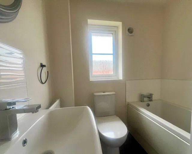 Moore Road, Spennymoor, Durham, DL16, photo 5