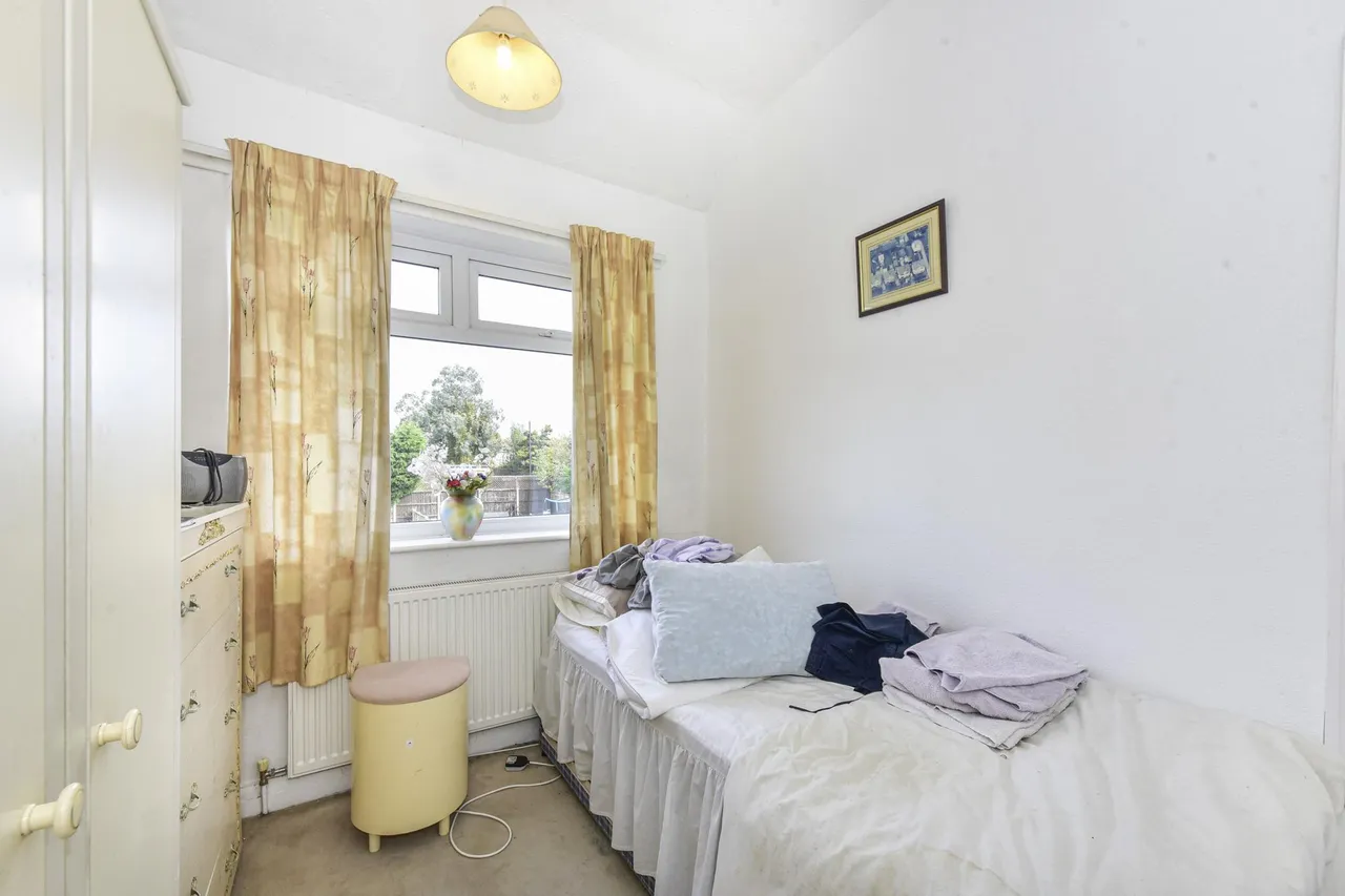 Ridgehill Avenue, Sheffield, S12, photo 17