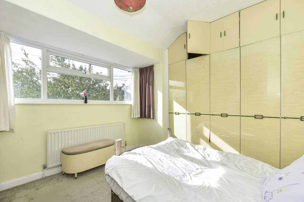 Ridgehill Avenue, Sheffield, S12, photo 15