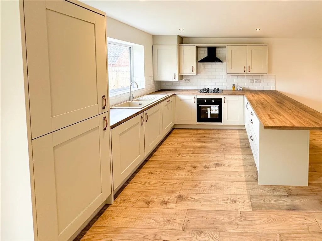 Minsthorpe Lane, South Elmsall, WF9, photo 2